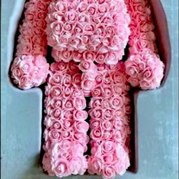 Big Stand Up Rose Bear - Picture 2 of 4